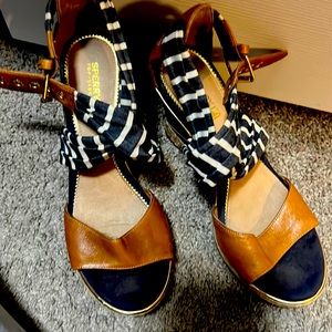 Sperry Wedges
